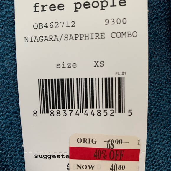 Free People Sweater - Picture 9 of 10